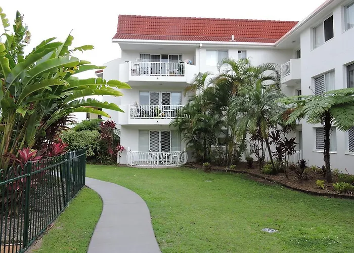 Cannes Court Apartments Gold Coast